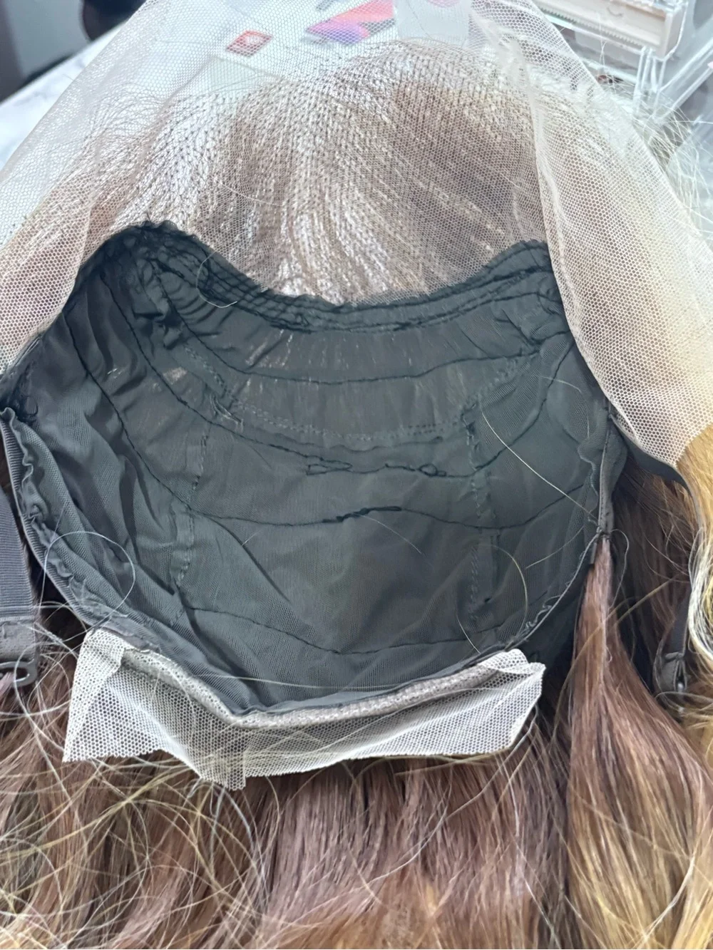 16” Ombre Honey Blonde Curly Blend Wig 13x4 Lace Frontal Free Part